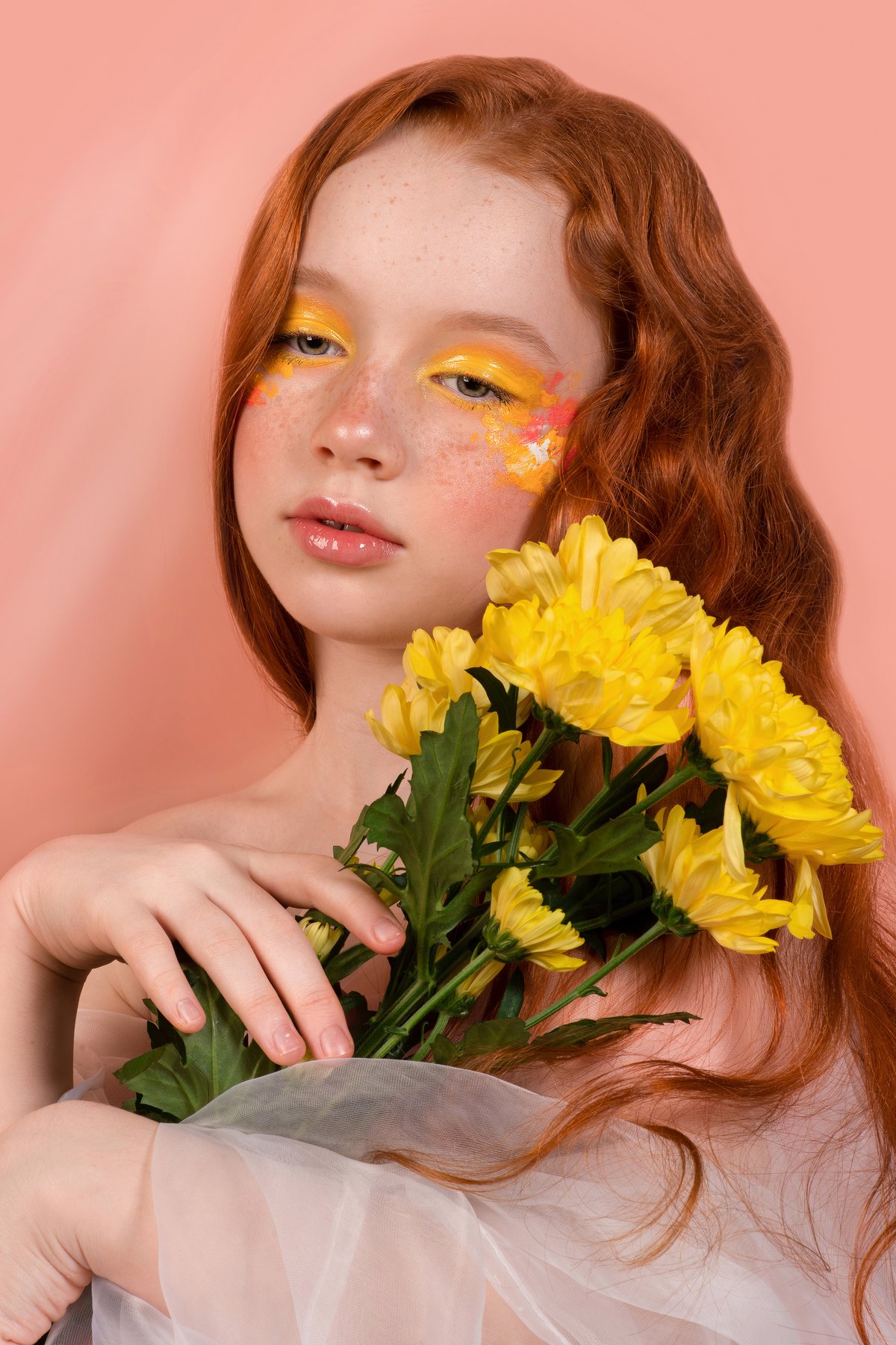Девочка желтый цветы макияж рыжий, Ольга Алехина