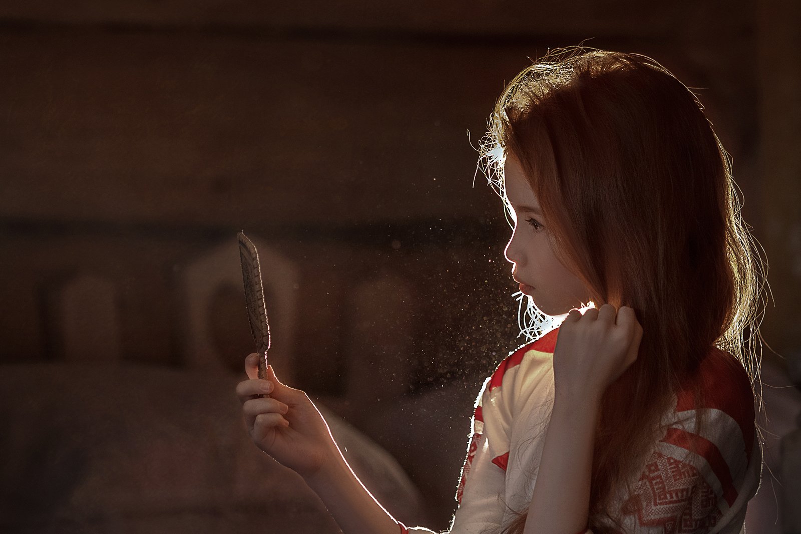 зеркало девочка   изба, Екатерина Годова