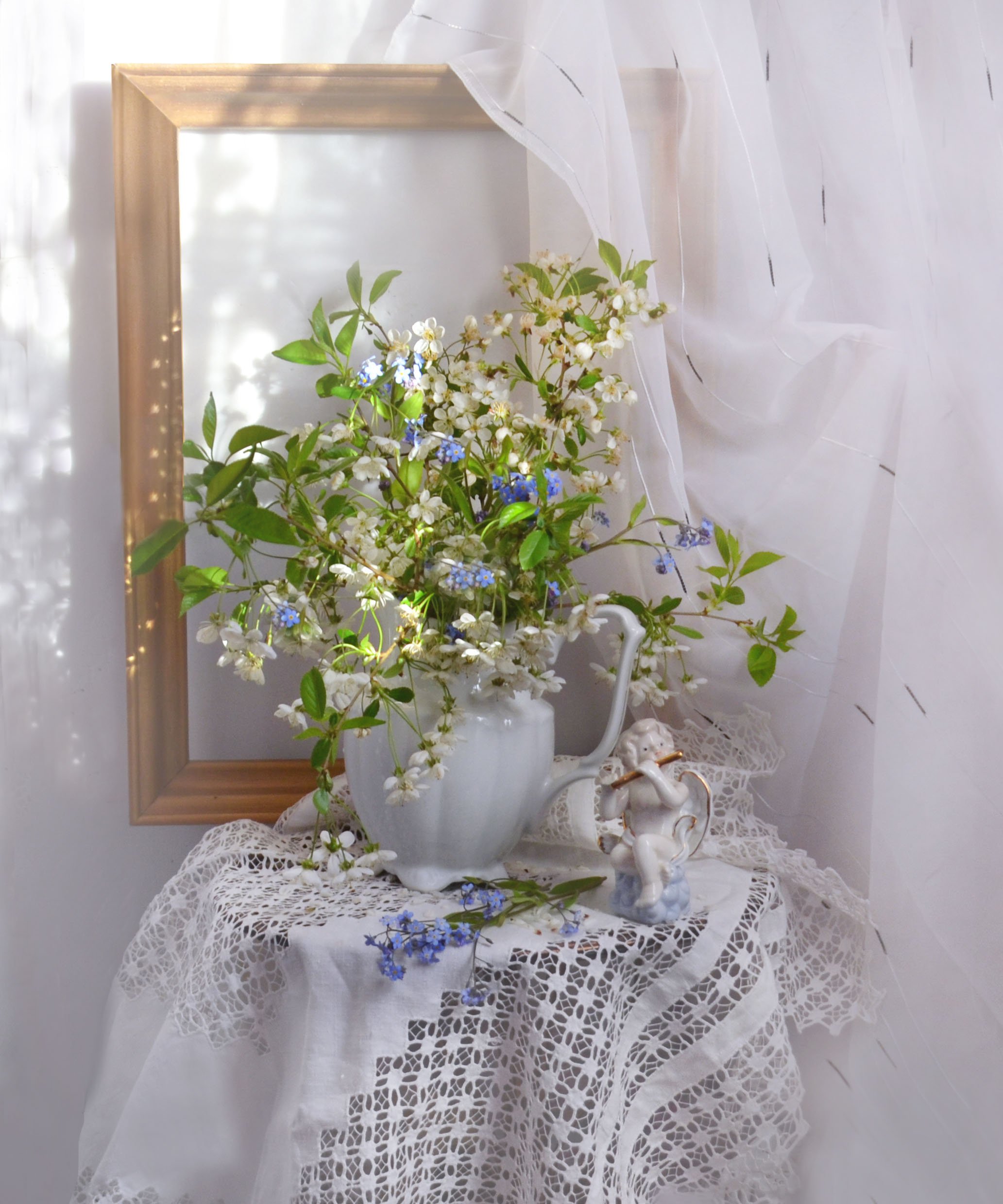 still life, натюрморт, вишня, весна, май, фото натюрморт,фарфор,статуэтка, Колова Валентина