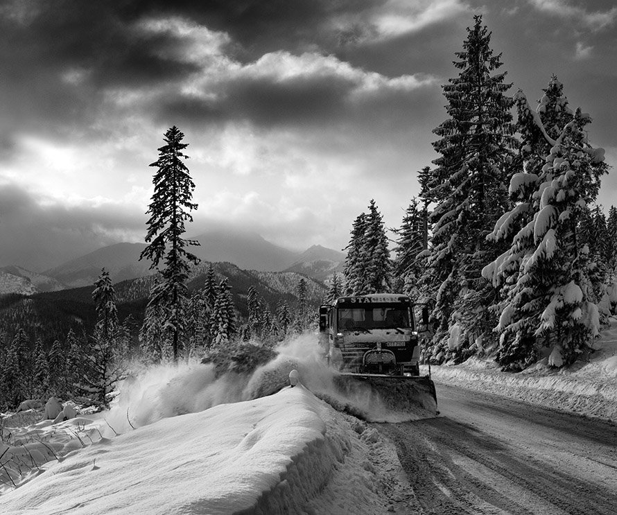winter, snow, road, clouds, b&w, mountains, forest, truck, Marcin Tokarz