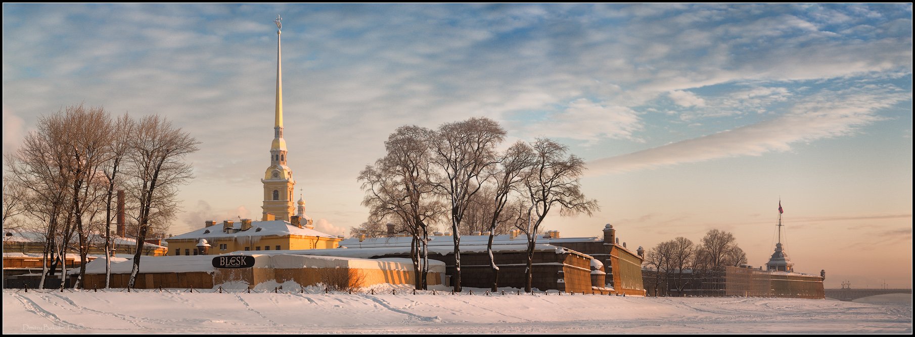 Петропавловский собор зимой СПБ