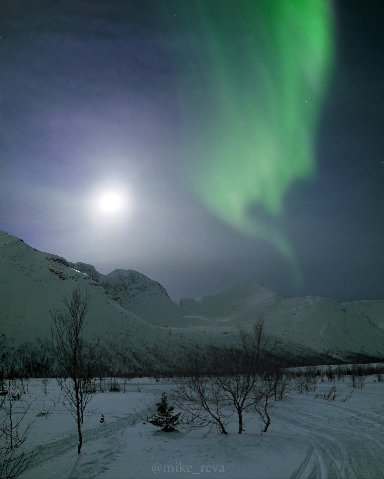 ночь звезды северное сияние ночной пейзаж астрофотография хибины кировск малый вудъявр, Михаил Рева