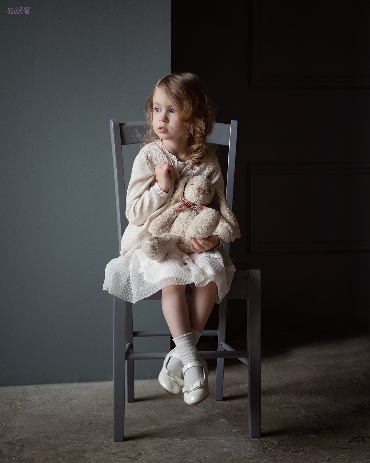 портрет, дети, ребенок, девочка, студия, стул, милота, Янина Ермакова