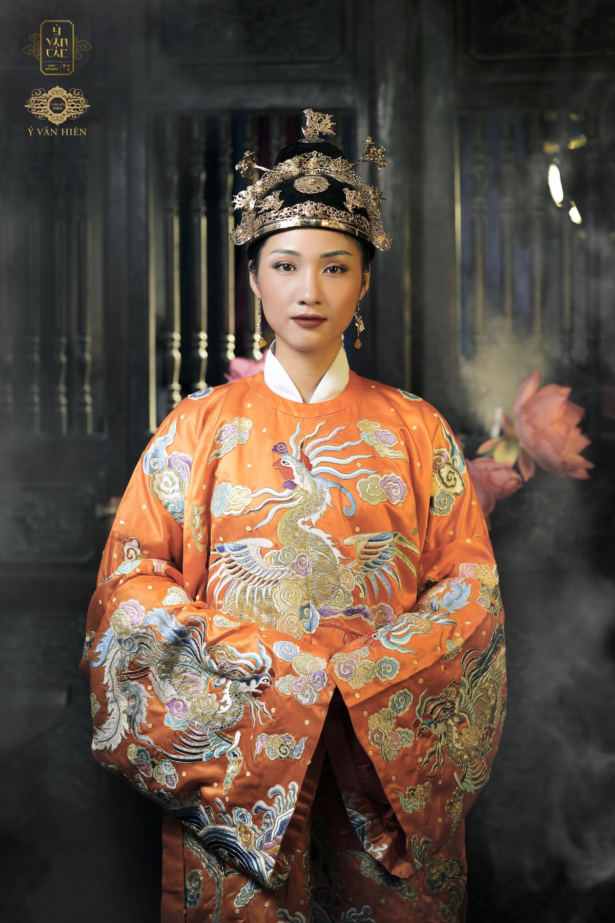 Queen costume, Trần Đại Nghĩa