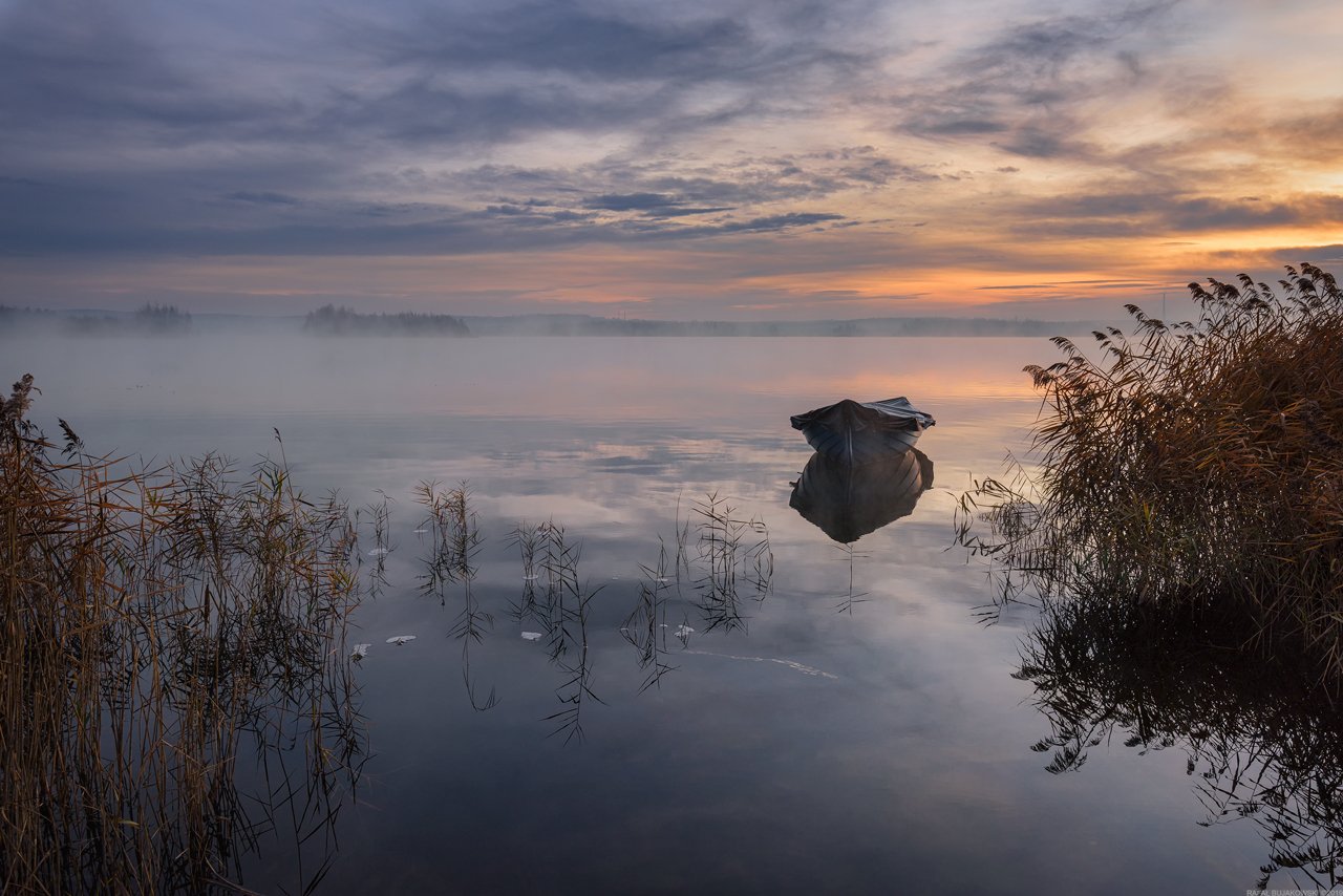 #landscape #panoramic #photo #nikon #poland #adventure #sunrise #lake #sky #clauds #fog #boat #light, Rafał Bujakowski