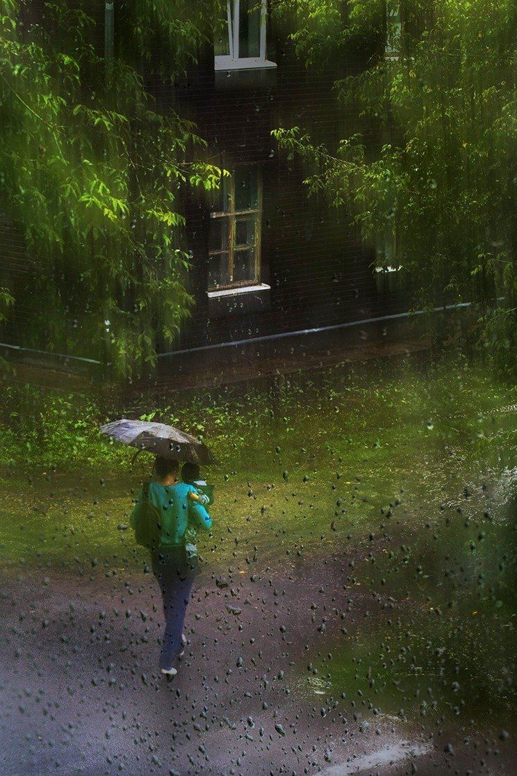 дождь,стекло,капли,улица,человек, Елена Рубинская
