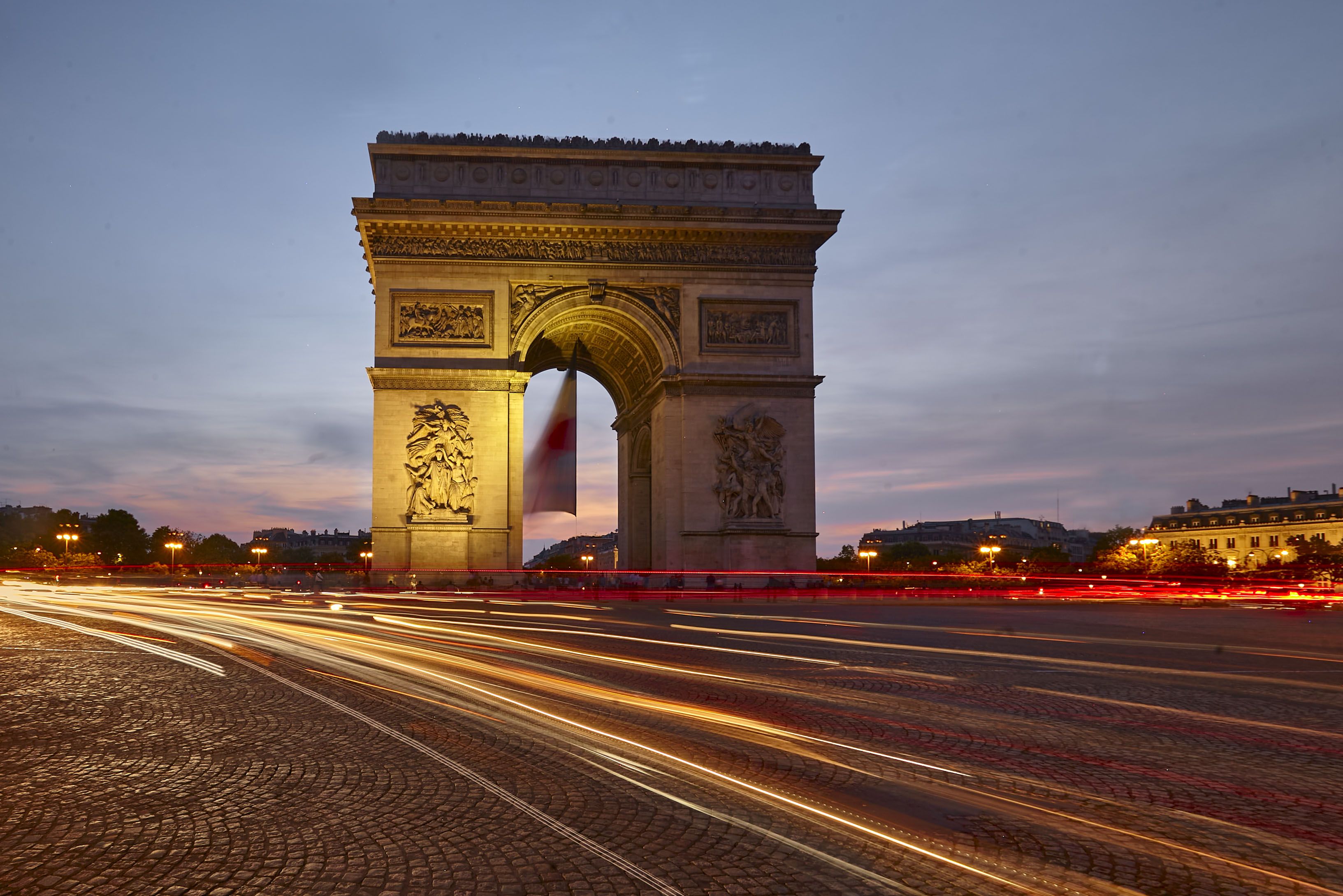Триумфальная арка это. Триумфальная арка Париж. Триумфальная арка (Франция). 8. Триумфальная арка Париж. Арка в Париже.