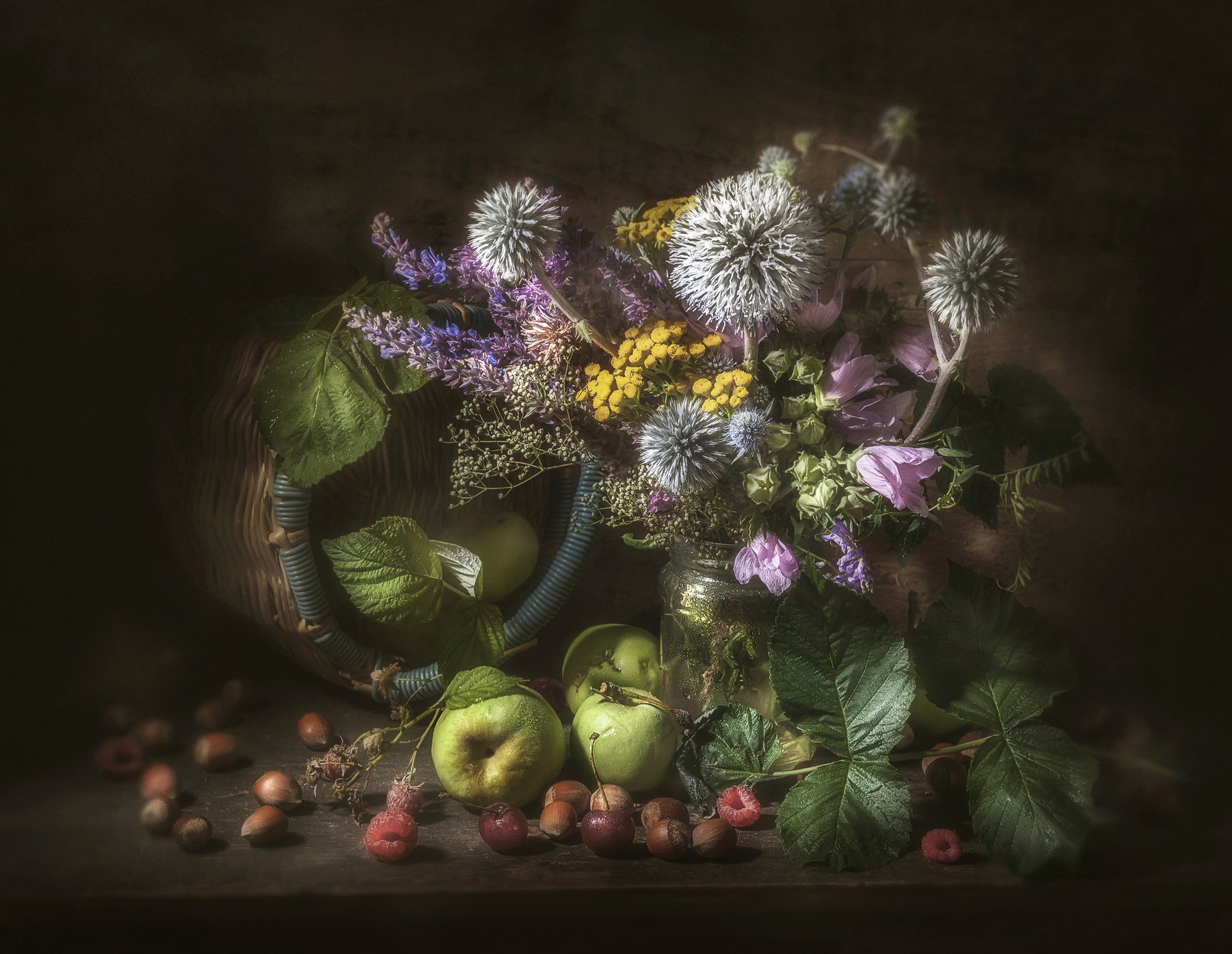 цветы,лето,ягоды,орехи,яблоки,пижма,корзина, Владимир Володин