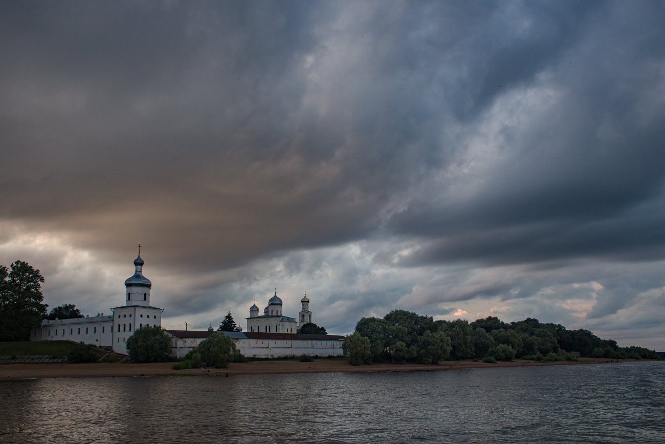свято-юрьев мужской монастырь вечер непогода, Дмитрий Алексеев