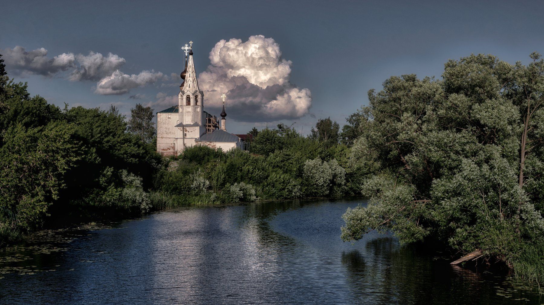 река, храм, облака, Игорь Приданников
