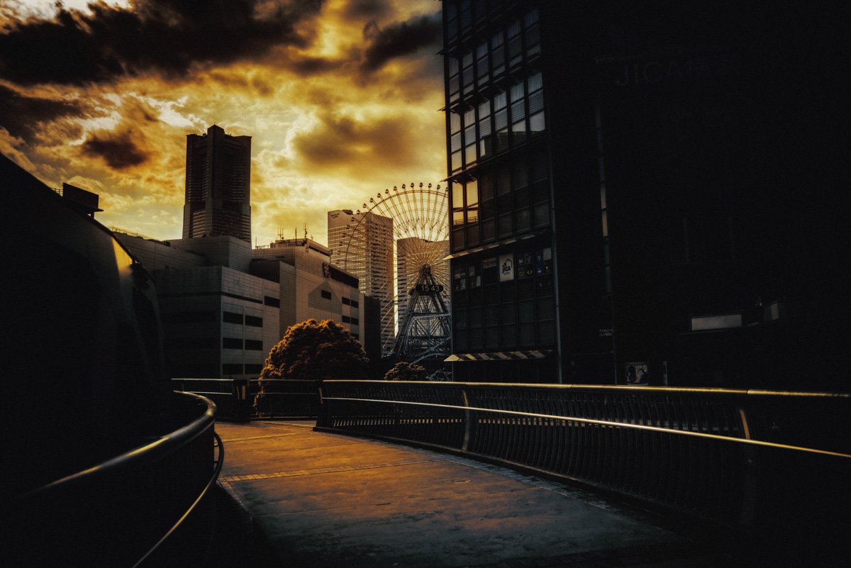 japan yokohama cityscape sky dark shadow, taliana
