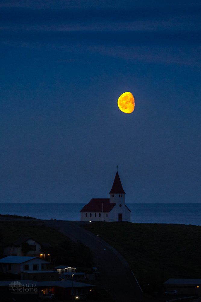 iceland,vik,moon,moonrise,night,summer,, Adrian Szatewicz