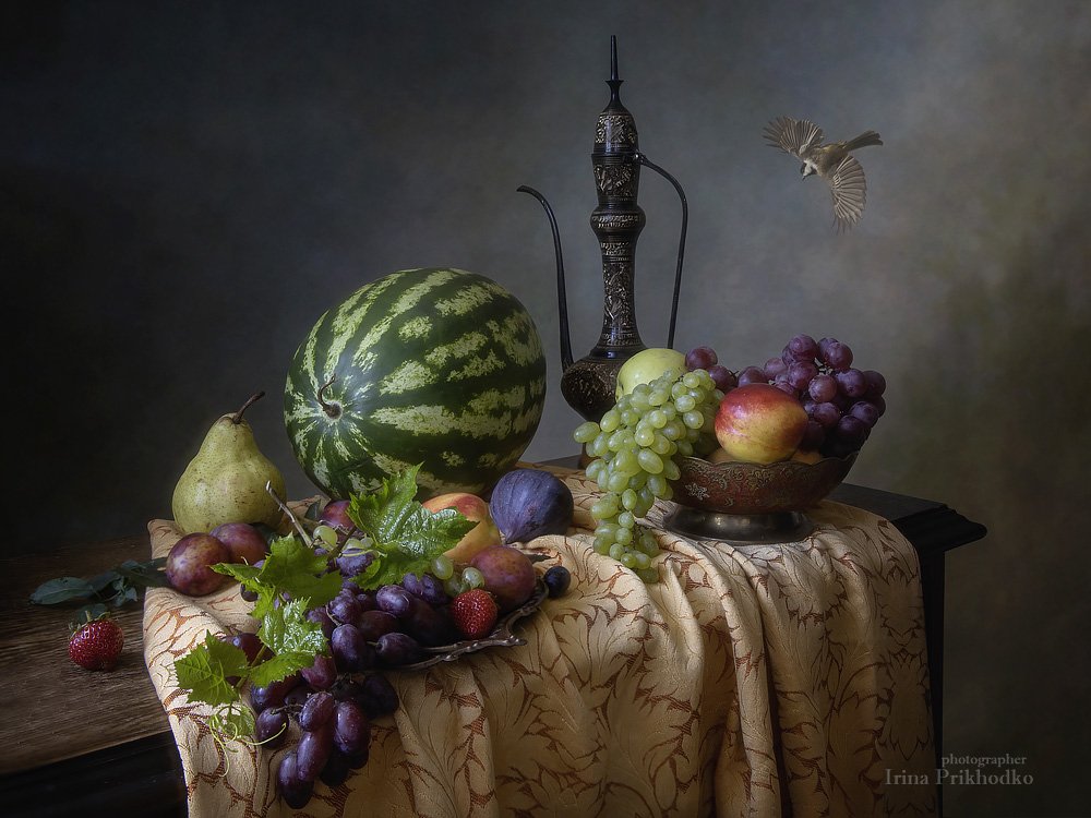 натюрморт, художественное фото, лето, фрукты, урожай, изобилие, арбуз, Ирина Приходько