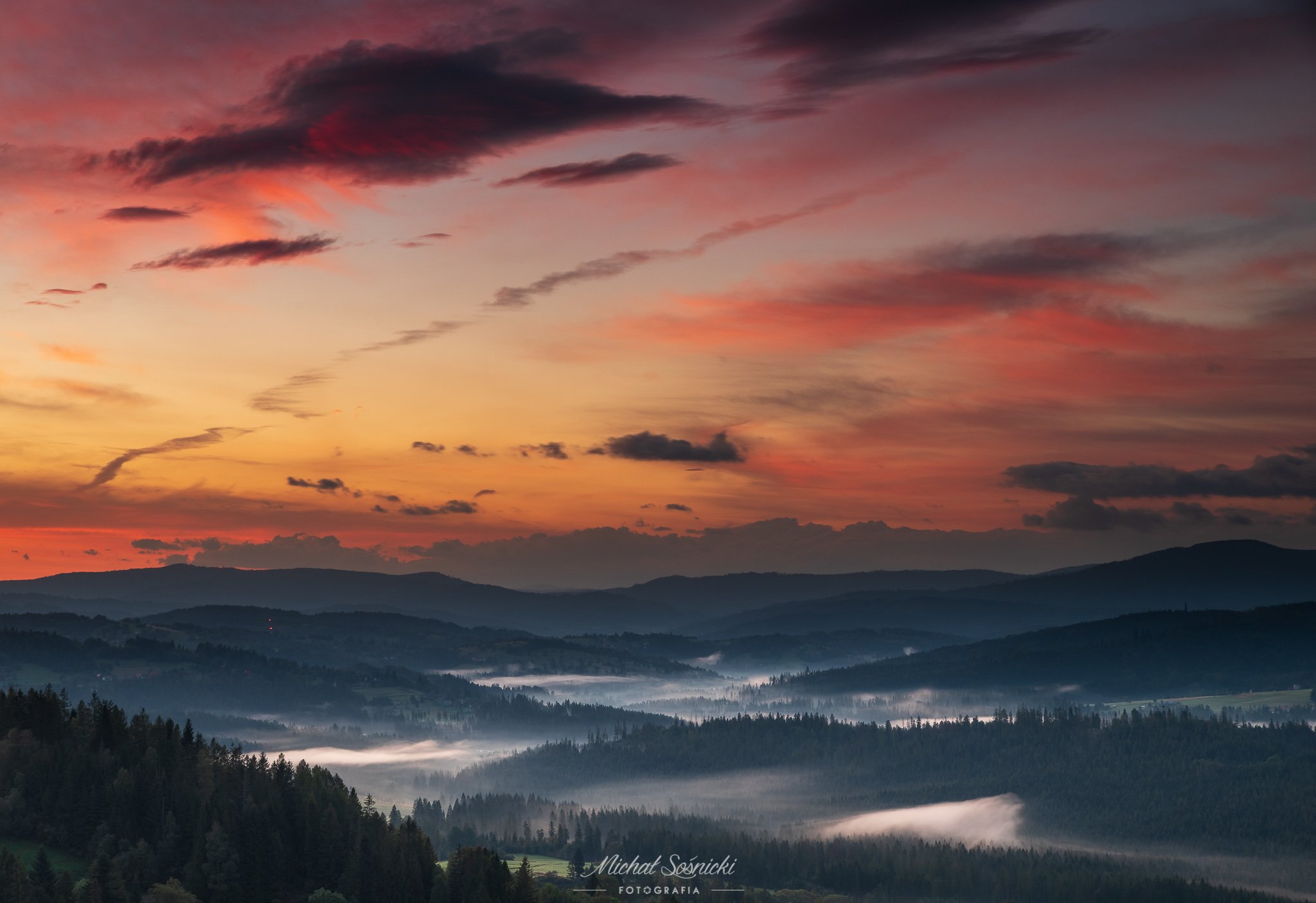 #morning #color #sunrise #landscape #layers #sky #pentax #benro #benq, Michał Sośnicki