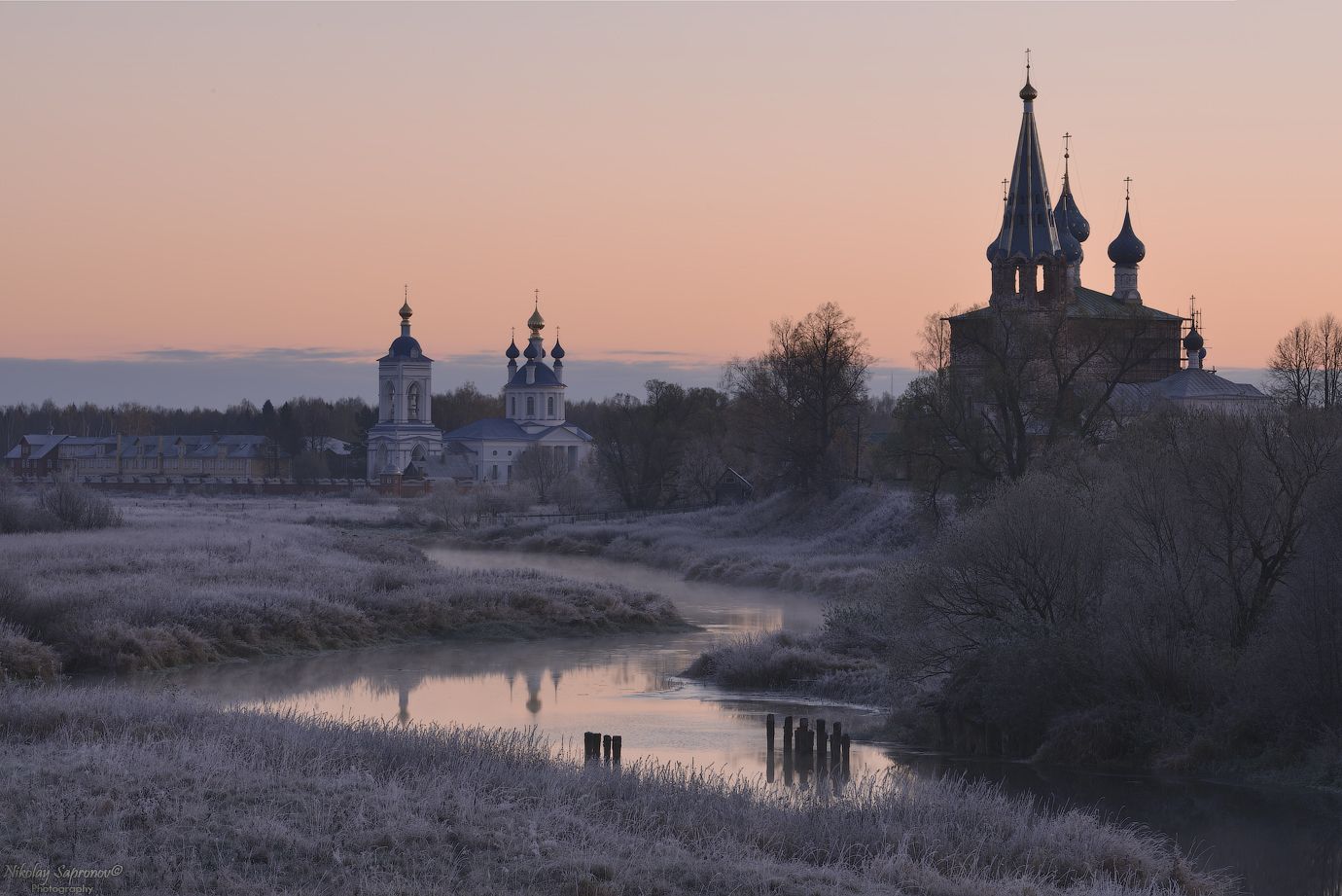 Индевелый рассвет в Дунилово: старые и новые ракурсы. Photographer Nikolay  Sapronov