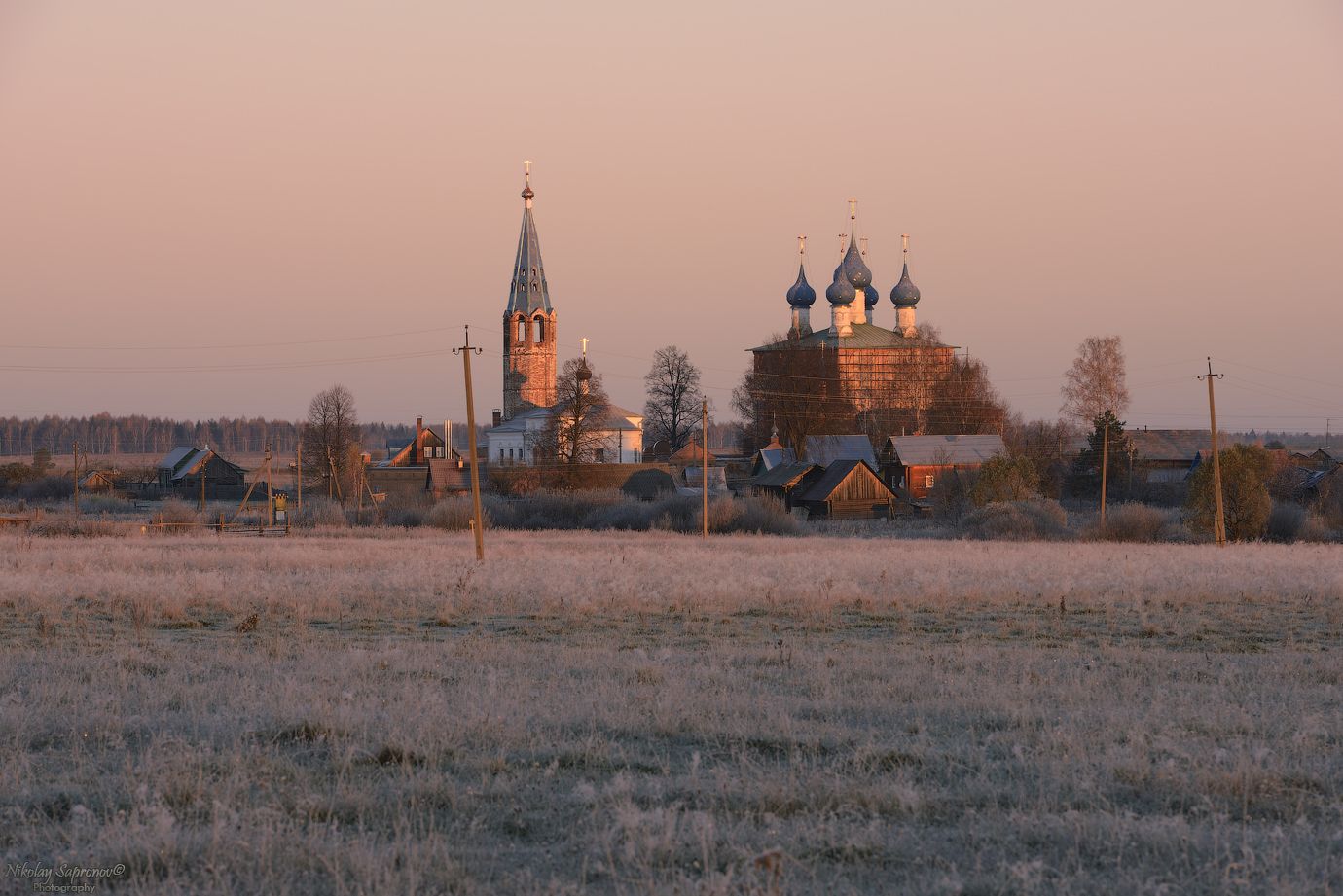 Индевелый рассвет в Дунилово: старые и новые ракурсы. Photographer Nikolay  Sapronov