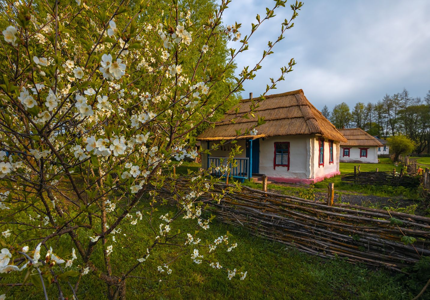 Деревня Кострома в парке Ключи. Photographer Lashkov Fedor