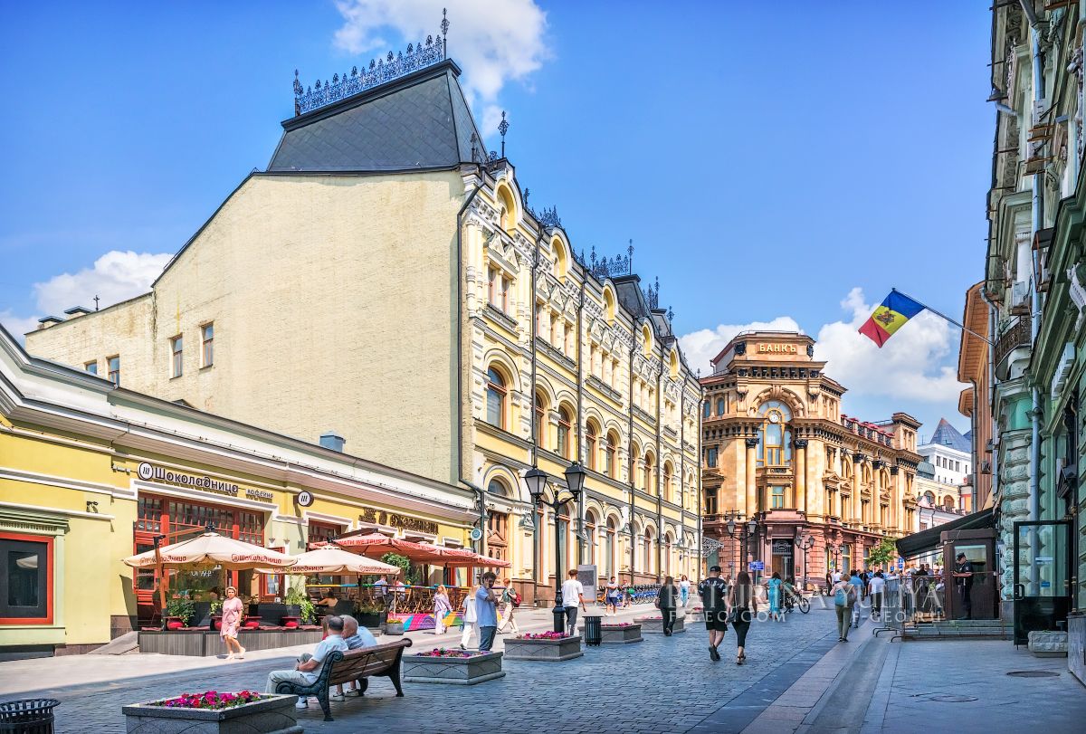 Международный банк на Кузнецком мосту, Москва. Фотограф Юлия Батурина