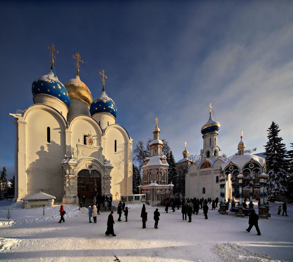 Храмы и люди