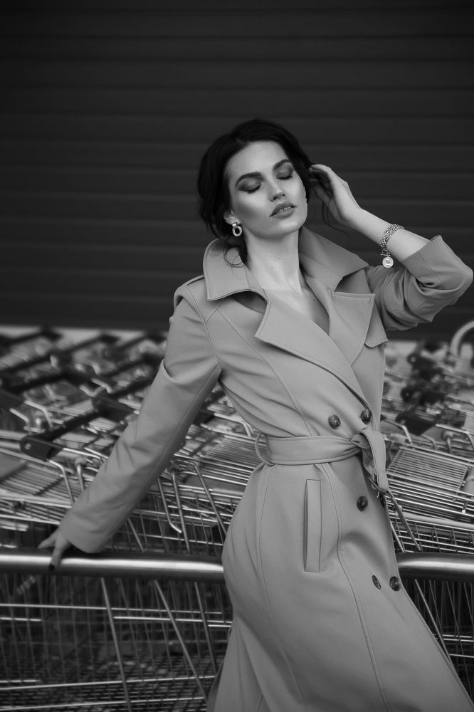 B&W 