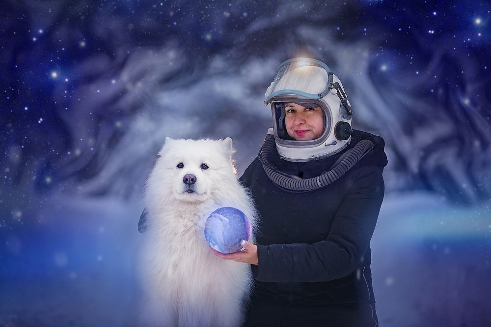 Космонавты