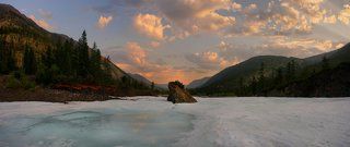 наледь по дороге в Оймякон, местность под названием \