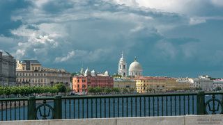 Набережная Макарова. Вид с Биржевого моста