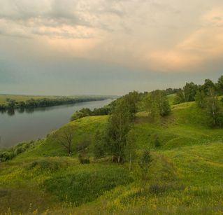 Панорама 8 кадров, двухрядная. Когда снимаю эти просторы, всегда не хватает ширины. Поэтому люблю делать панорамы.