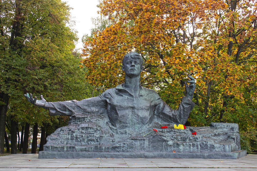 130 лет Поэту