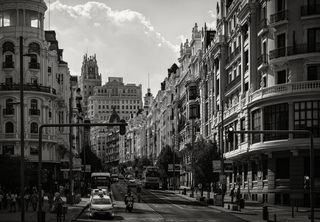 Gran Vía b&w