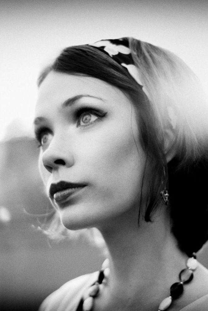 Оля