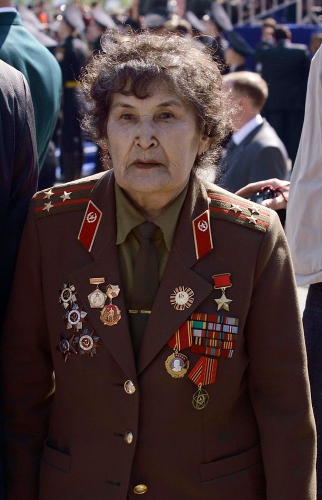 Генералы и герои Советского союза.