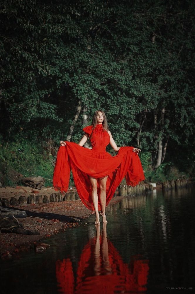 Lady in red