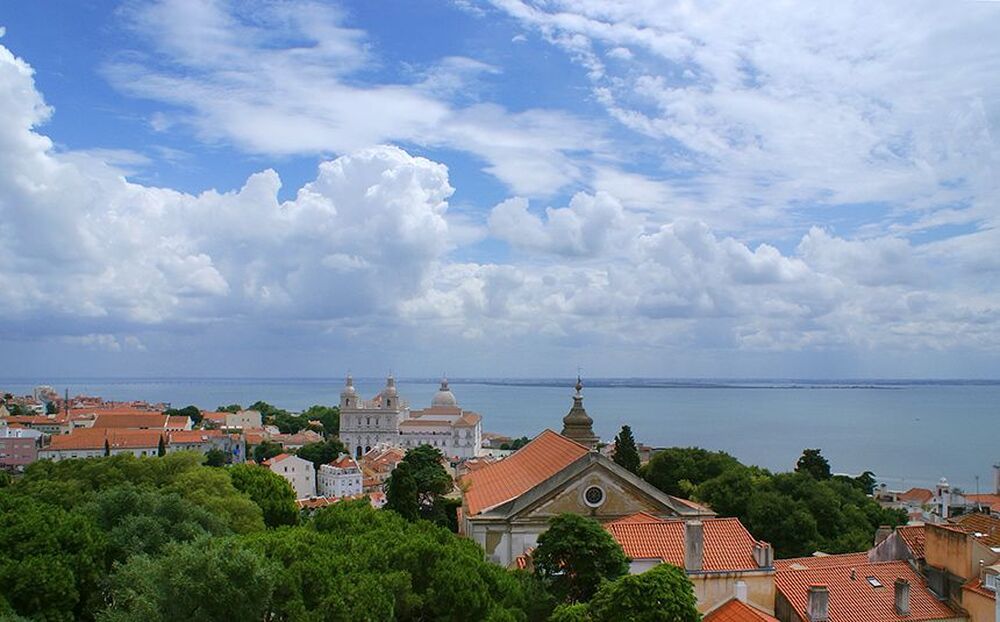 (Portugal) В сундучке у бабушки Европы..