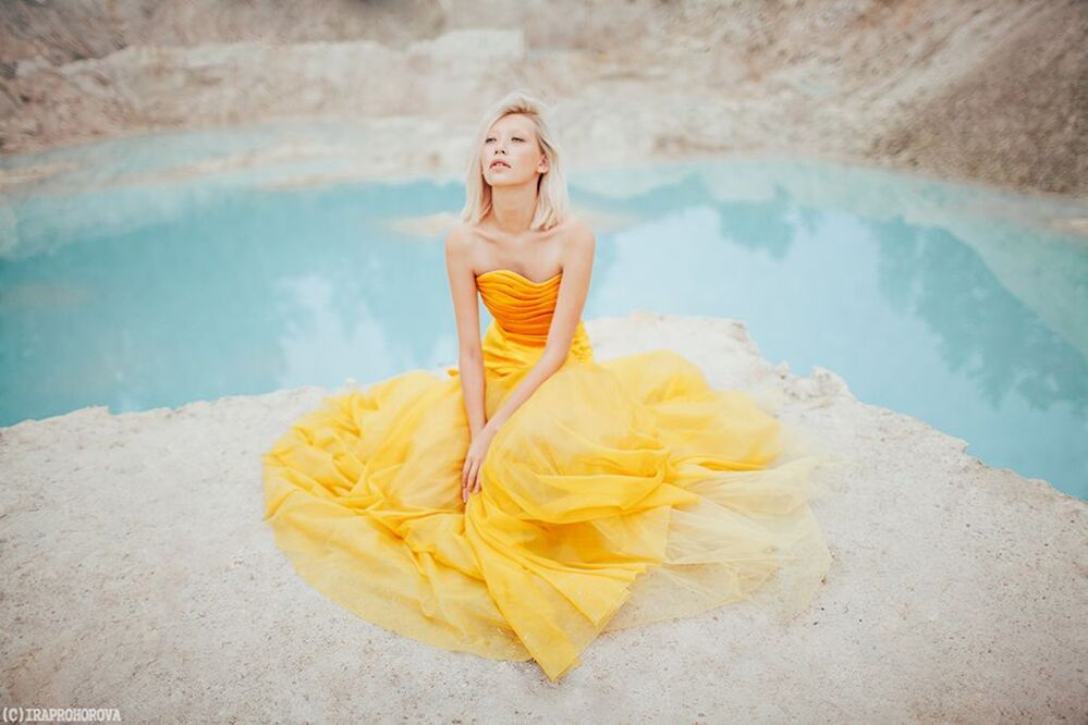 Yana (YELLOW)