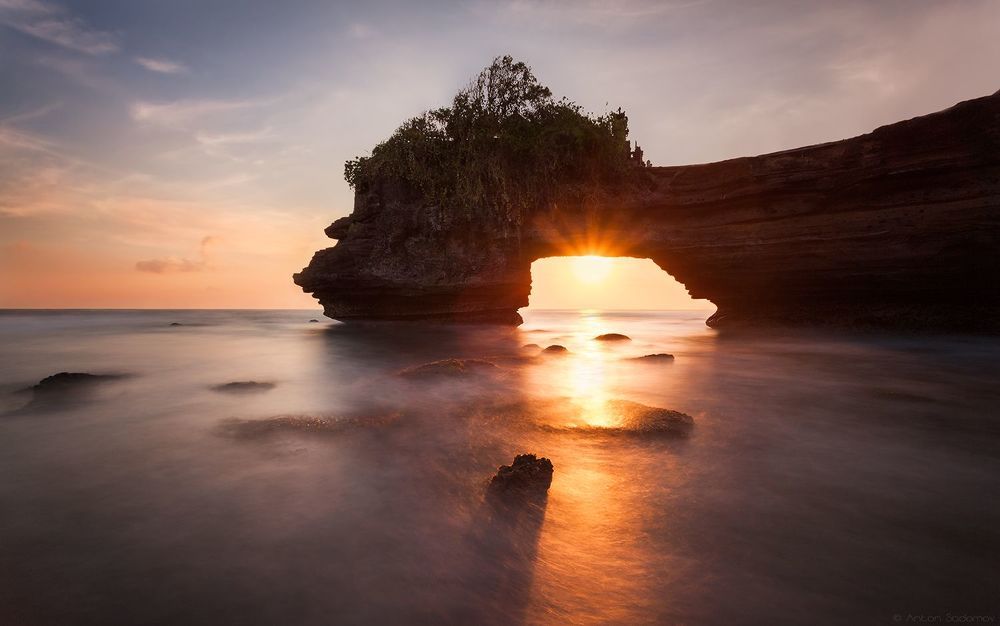 Batu Bolong