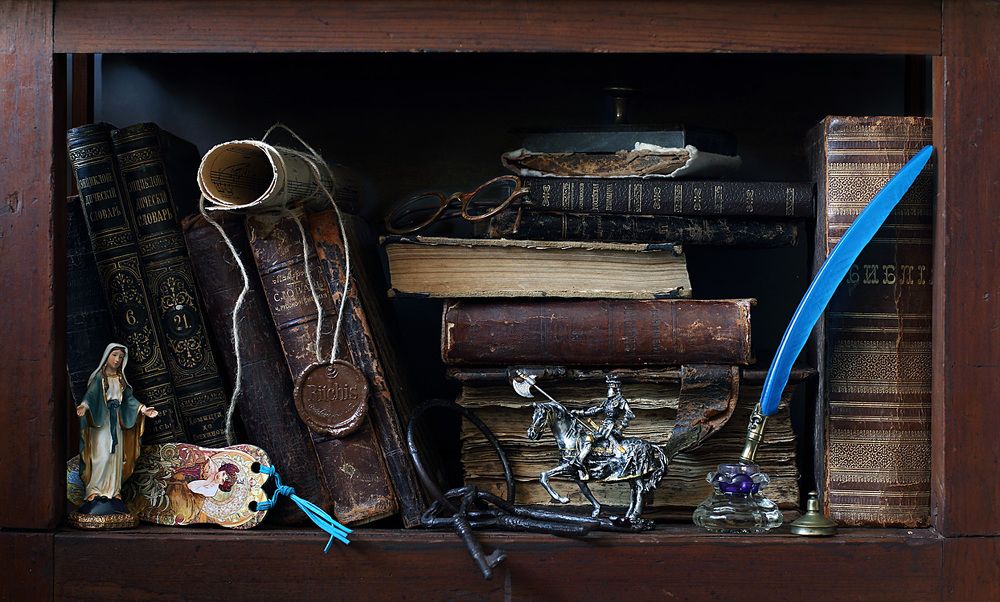 Книжная полка