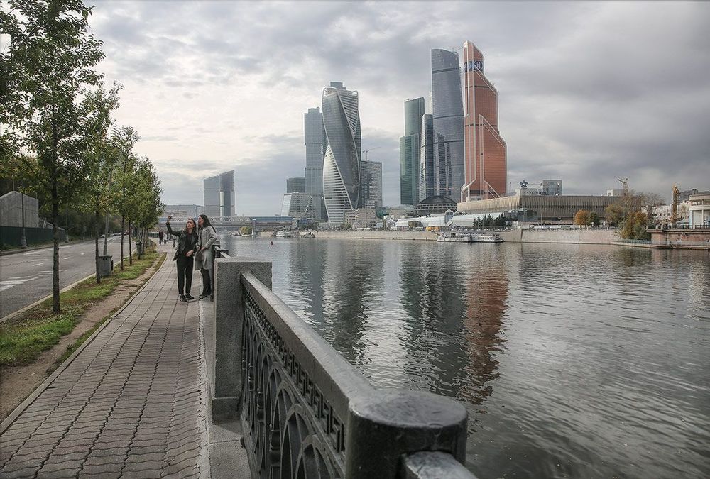 Осень в городе. С видом на Москва-Сити.