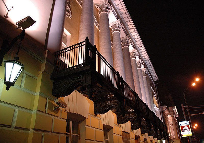 Москва, арихитектура, ночной город Никитский бульварphoto preview