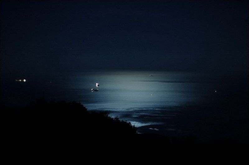 пейзаж Лунная дорожка в туманеphoto preview