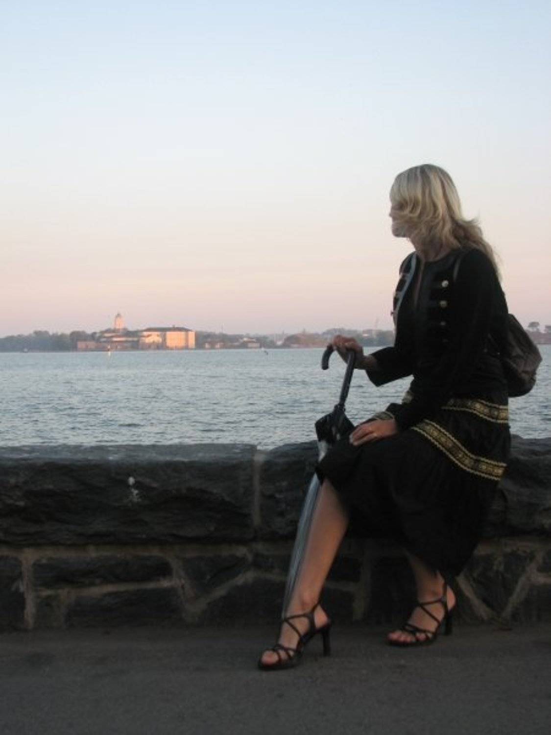 ***. Автор: lena девушка, крепость, море, lena