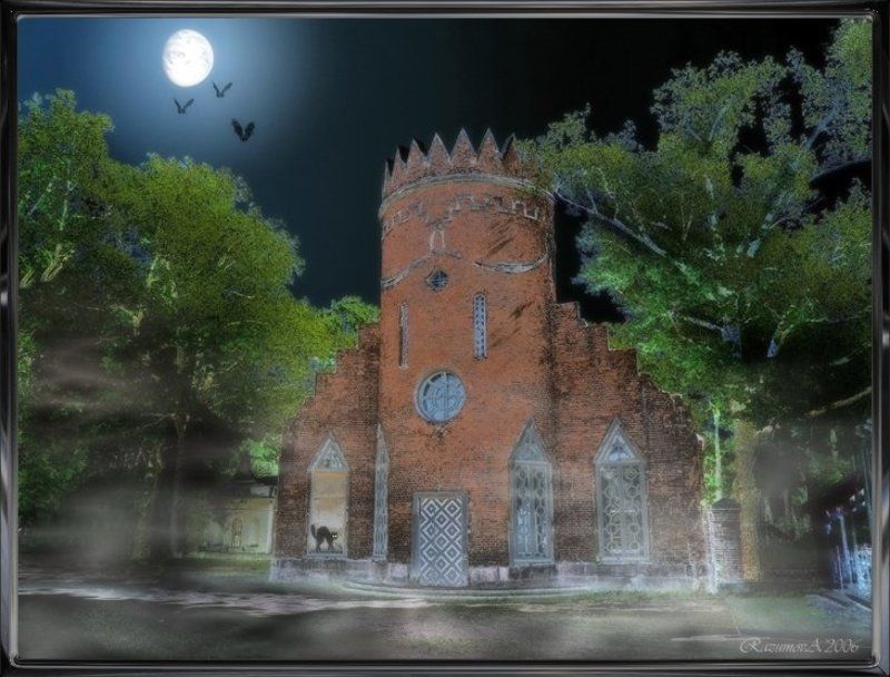 Замок полнолуние Полнолуниеphoto preview