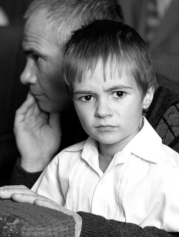 ребёнок, взгляд, взрослый взрослый портретphoto preview