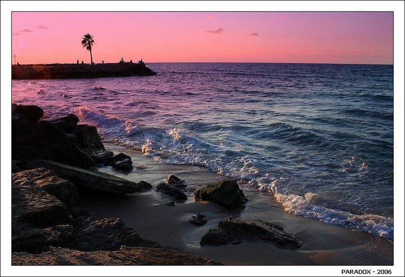 море,берег,закат,краски,цвет,камни Помимо гор бывает мореphoto preview