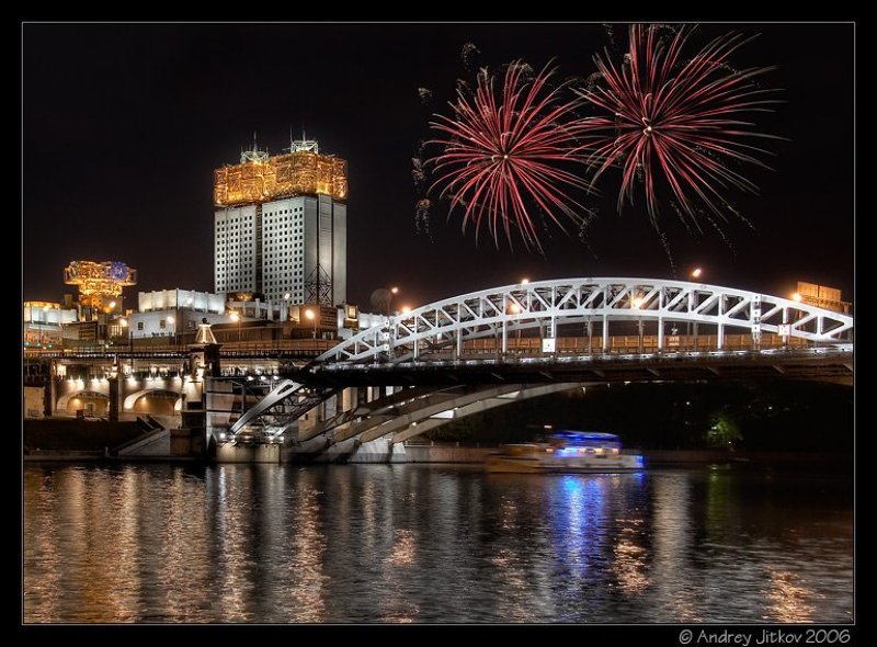 москва, ночь, река, лето, салют, photohunter Ночная феерия..photo preview