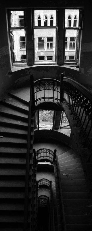 лестница лестницаphoto preview