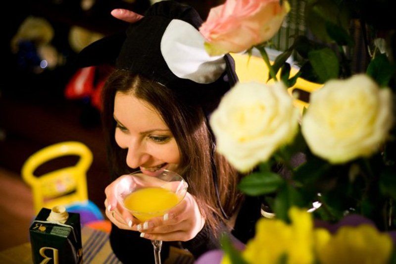 портрет, сок, цветы мартини с сокомphoto preview