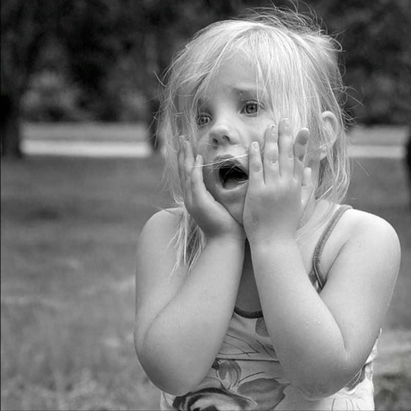 девочка, испуг, коломенское, портрет, яблоневый сад, лето Ой, мамочка!photo preview