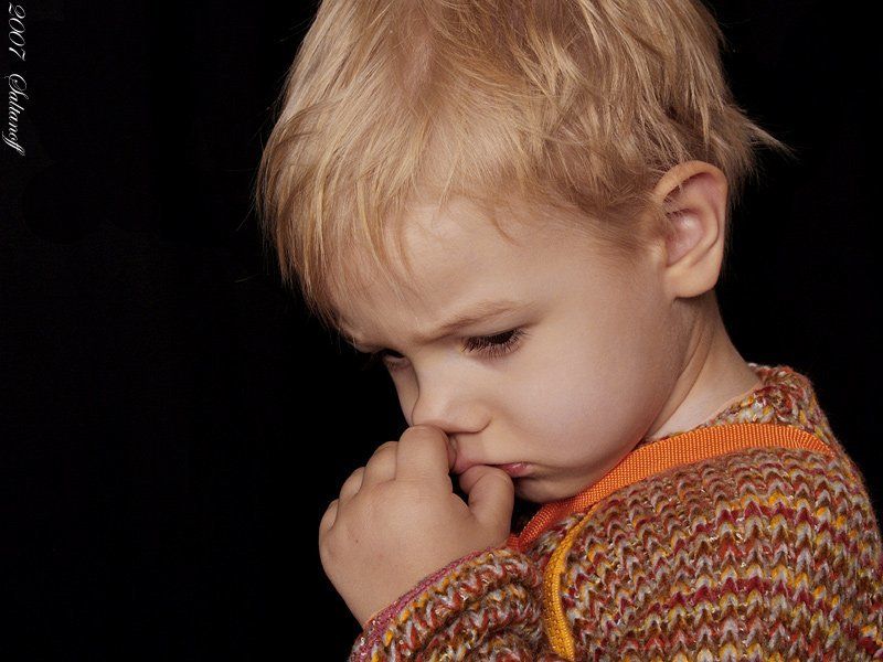 ребенок, обида, дети, задумчивость. Обидели....photo preview