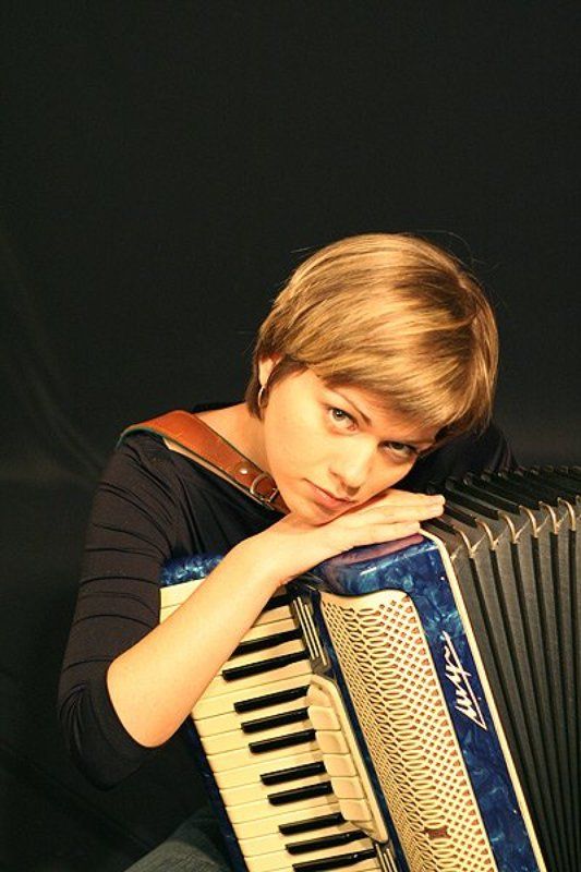 баян, девушка :[баян]:photo preview